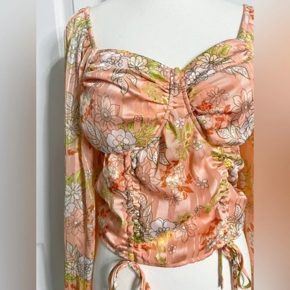 Madden NYC Junior's‎ Orange Floral Ruched Front Top with Sheering & Bra Cup - Picture 3 of 13